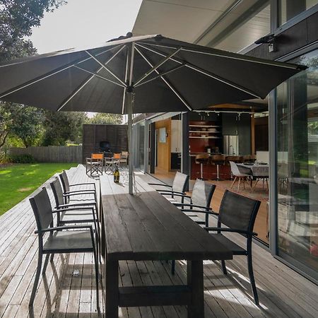 Little Paua - Pauanui Holiday Home Экстерьер фото