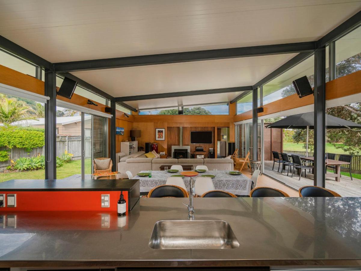 Little Paua - Pauanui Holiday Home Экстерьер фото