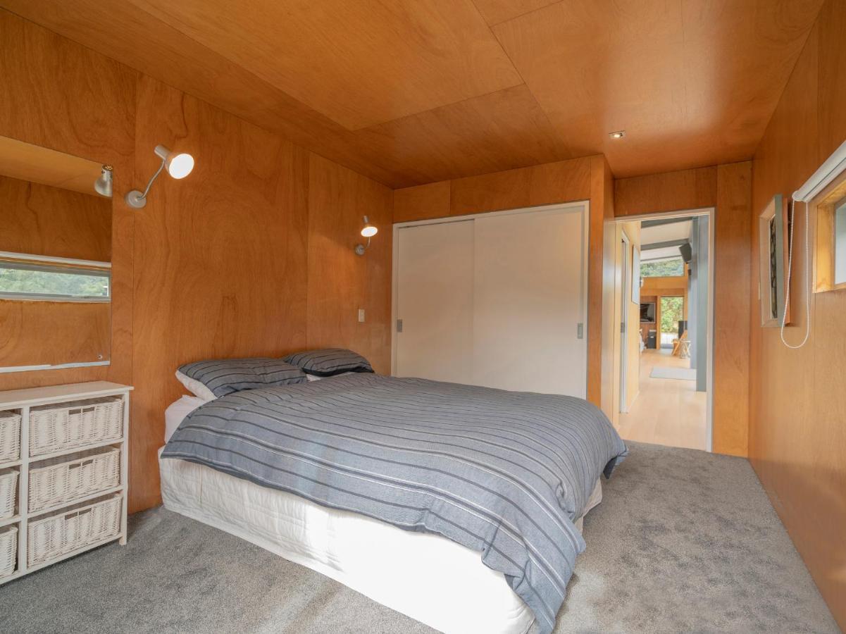 Little Paua - Pauanui Holiday Home Экстерьер фото